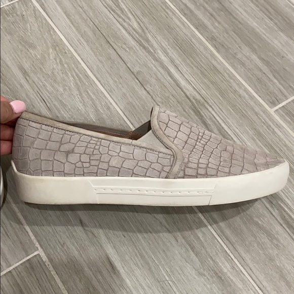 JOIE Huxley Slip On Suede Sneaker size 38 8